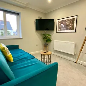 Stylish For 2 Nr Centre & Victoria Park , Cardiff United Kingdom